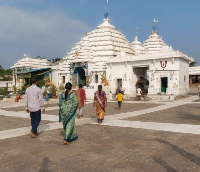 Baladev Jew Temple Kendrapara: History, Timings, Festivals & Travel Guide